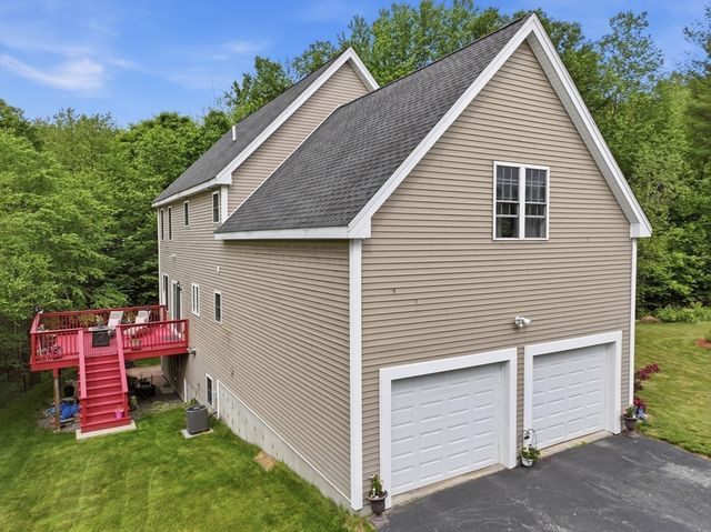 6 Pond Court, Leicester, MA 01611