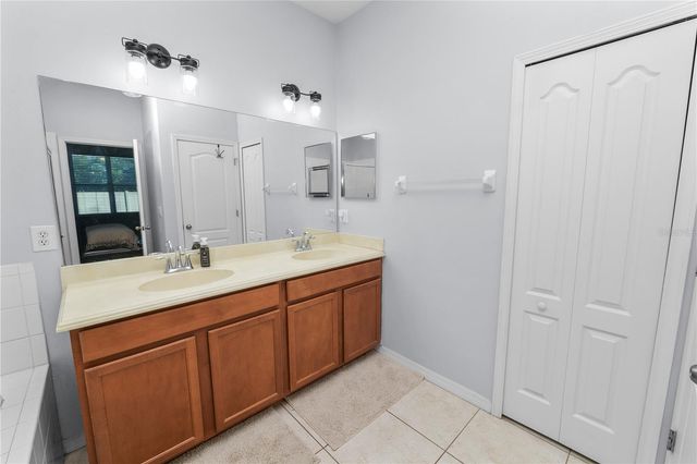 7226 CEDARCREST BOULEVARD, Lakeland, FL 33810