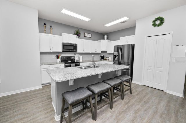 7226 CEDARCREST BOULEVARD, Lakeland, FL 33810