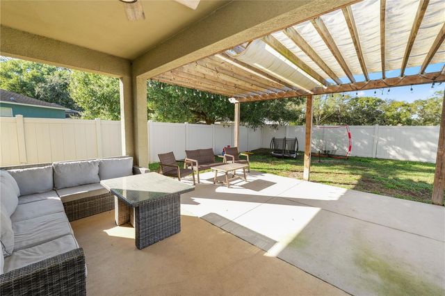 7226 CEDARCREST BOULEVARD, Lakeland, FL 33810