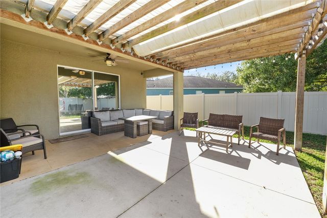 7226 CEDARCREST BOULEVARD, Lakeland, FL 33810