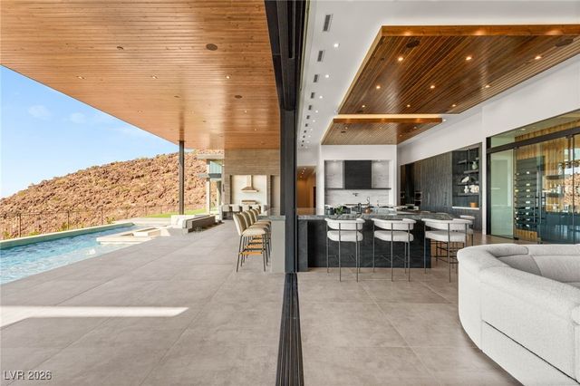 6 Hidden Heights Court, Henderson, NV 89012