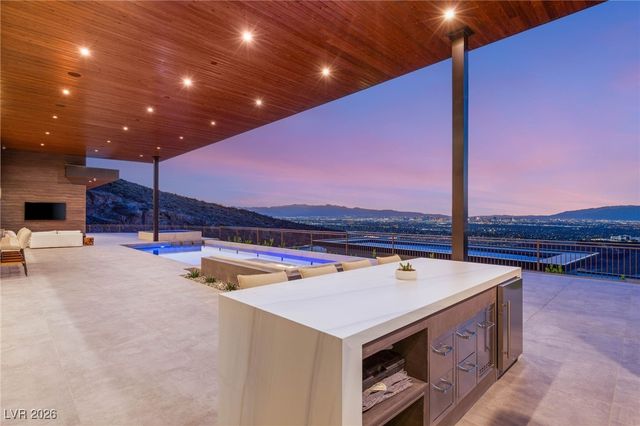 6 Hidden Heights Court, Henderson, NV 89012