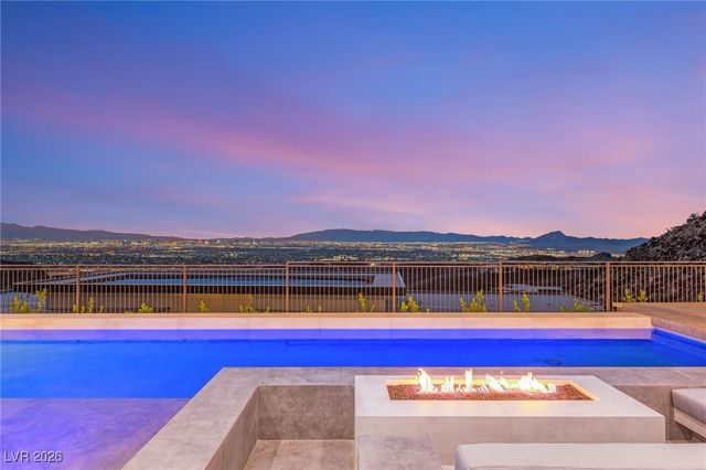 6 Hidden Heights Court, Henderson, NV 89012