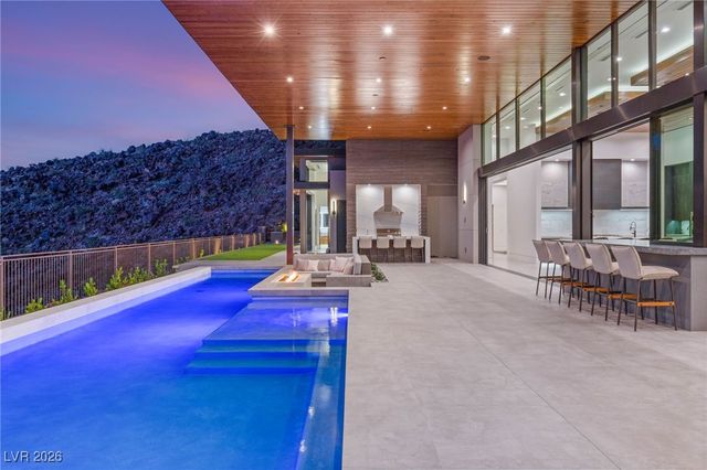 6 Hidden Heights Court, Henderson, NV 89012