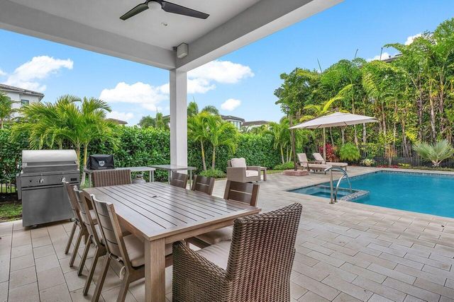 9109 Fiano Place, Boca Raton, FL 33496