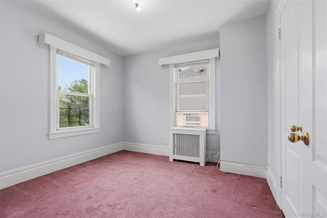 1372 Hollywood Avenue, Bronx, NY 10461