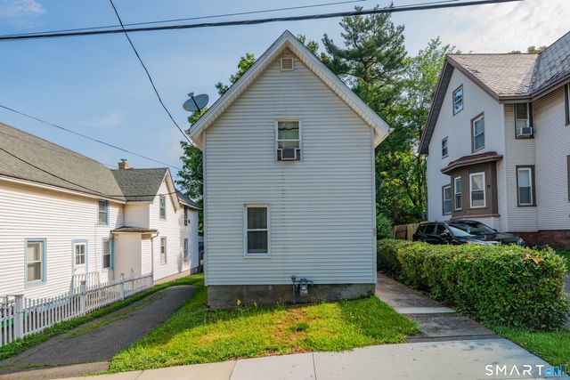 90 Myrtle Street, Meriden, CT 06450