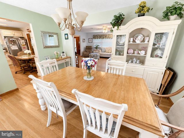 554 GOLD ST, Toms River, NJ 08753