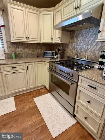 554 GOLD ST, Toms River, NJ 08753
