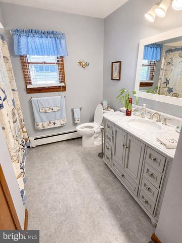 554 GOLD ST, Toms River, NJ 08753