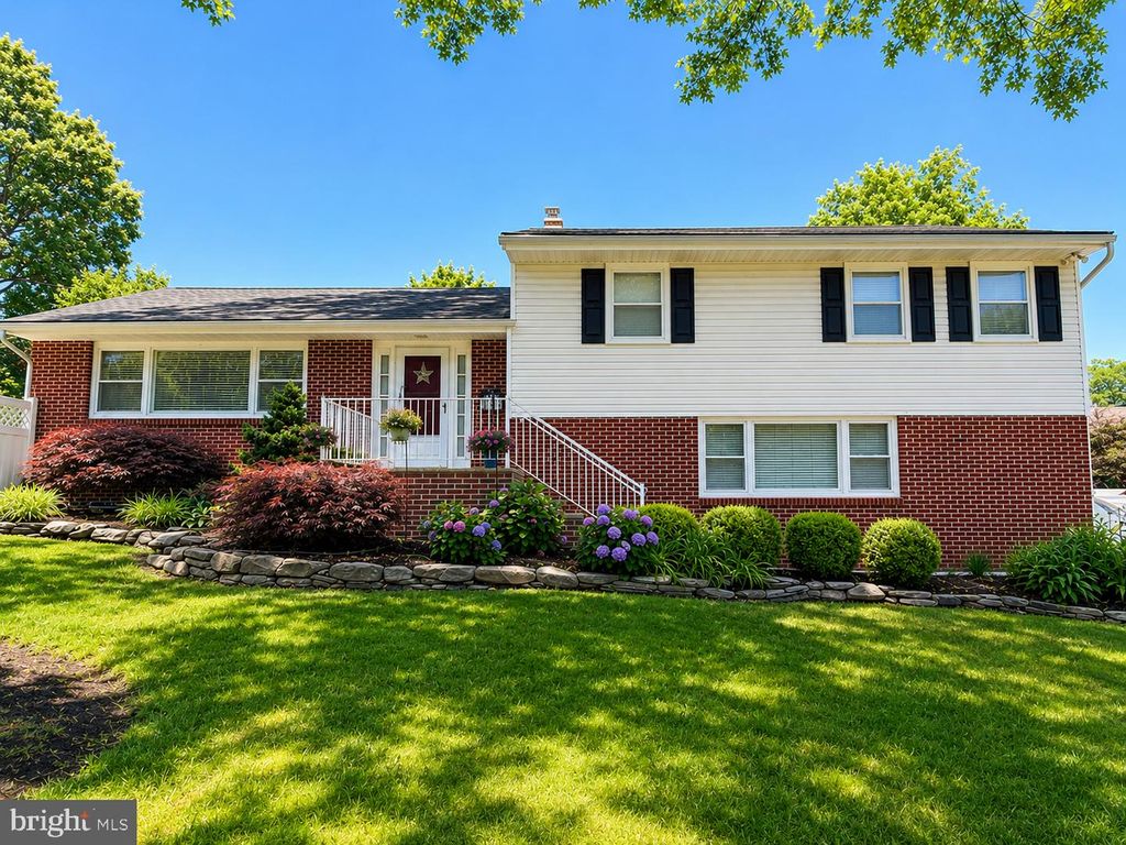 554 GOLD ST, Toms River, NJ 08753