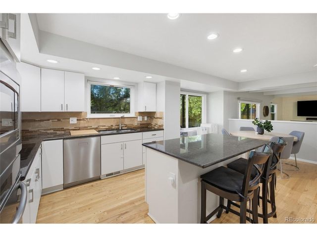 10885 E Crestline Pl, Englewood, CO 80111