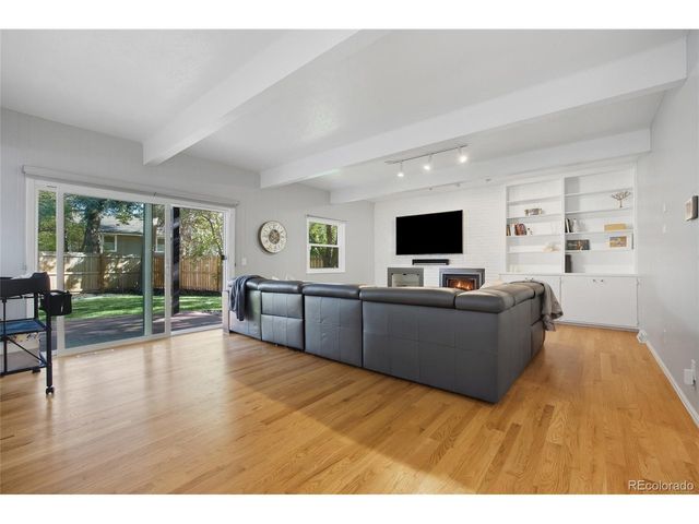 10885 E Crestline Pl, Englewood, CO 80111