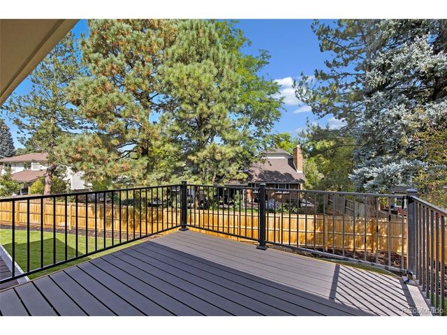 10885 E Crestline Pl, Englewood, CO 80111