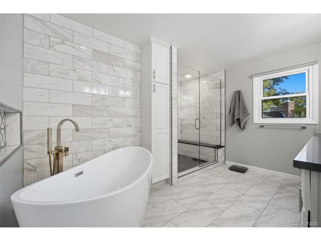 10885 E Crestline Pl, Englewood, CO 80111