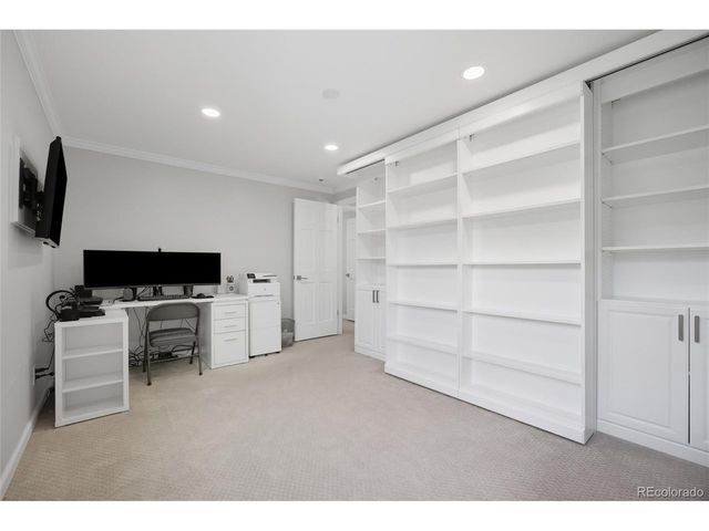 10885 E Crestline Pl, Englewood, CO 80111