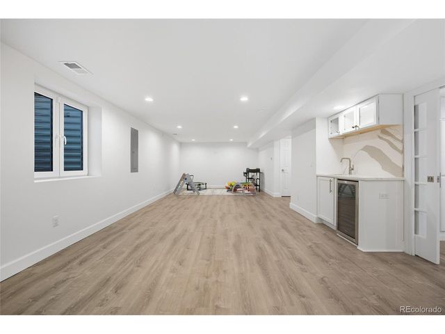 10885 E Crestline Pl, Englewood, CO 80111