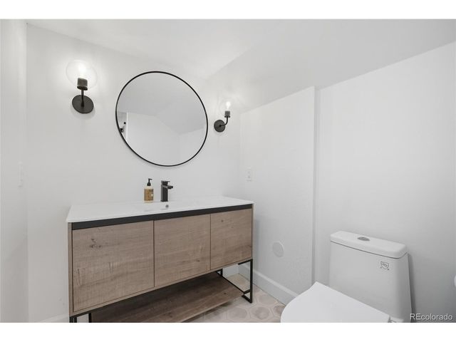 10885 E Crestline Pl, Englewood, CO 80111