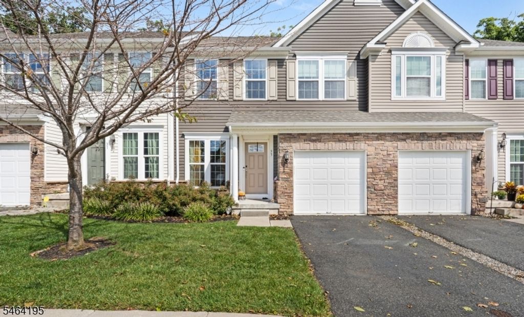33 Woodland Way, Mount Arlington Boro, NJ 07856 — photo 2