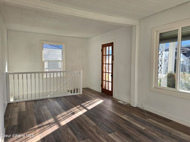 134 W Riverside Ave, Kellogg, ID 83837