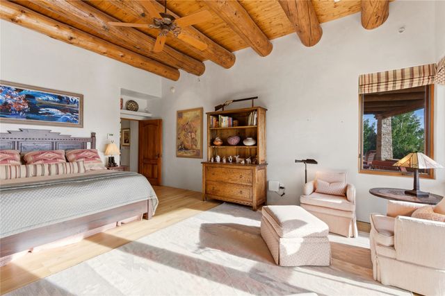 1008 S Summit Ridge, Santa Fe, NM 87501