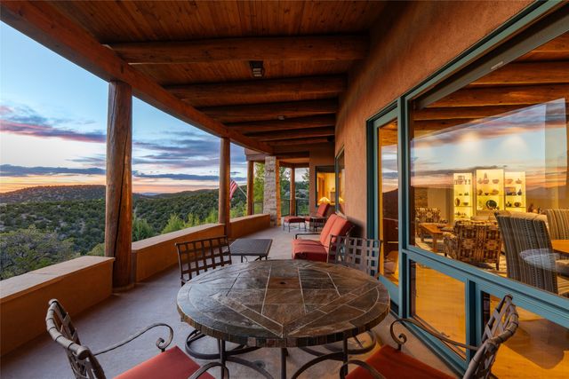 1008 S Summit Ridge, Santa Fe, NM 87501