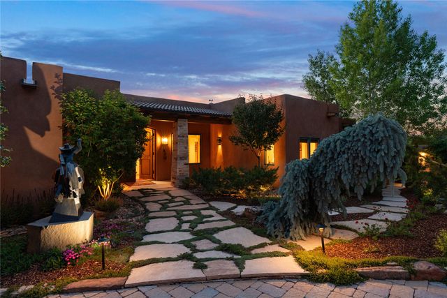 1008 S Summit Ridge, Santa Fe, NM 87501