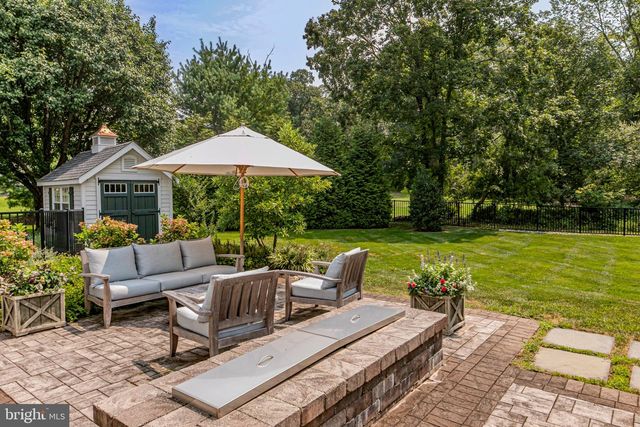 2 MORRIS DR, Princeton, NJ 08540