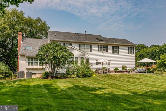 2 MORRIS DR, Princeton, NJ 08540