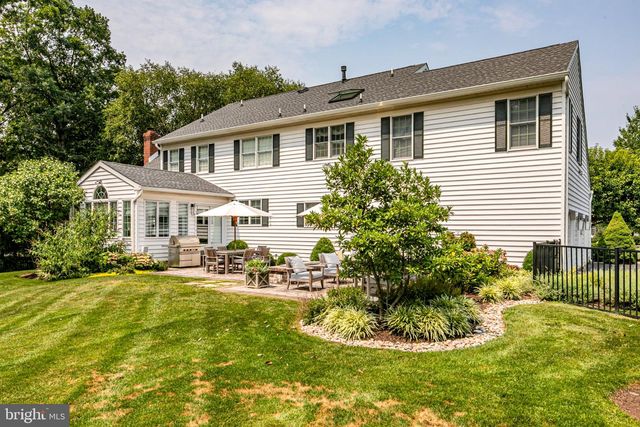 2 MORRIS DR, Princeton, NJ 08540