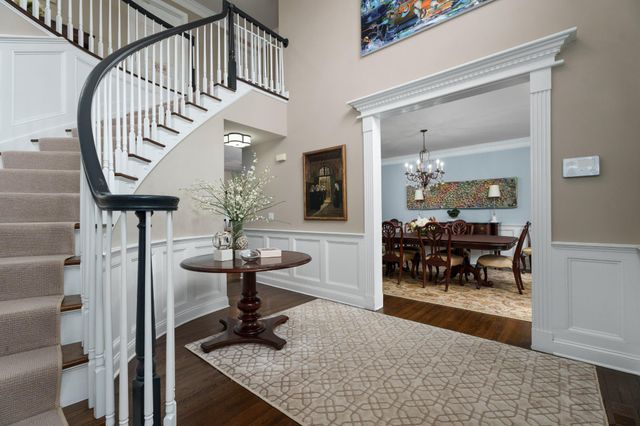 2 MORRIS DR, Princeton, NJ 08540