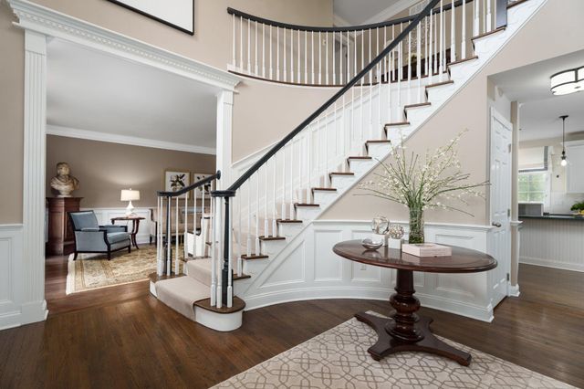 2 MORRIS DR, Princeton, NJ 08540