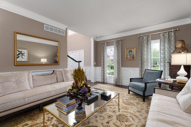 2 MORRIS DR, Princeton, NJ 08540