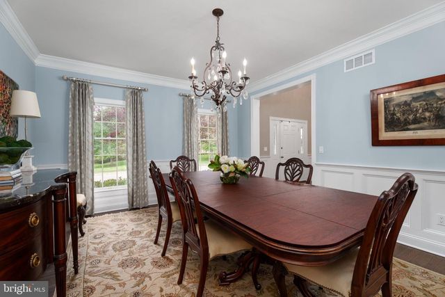 2 MORRIS DR, Princeton, NJ 08540