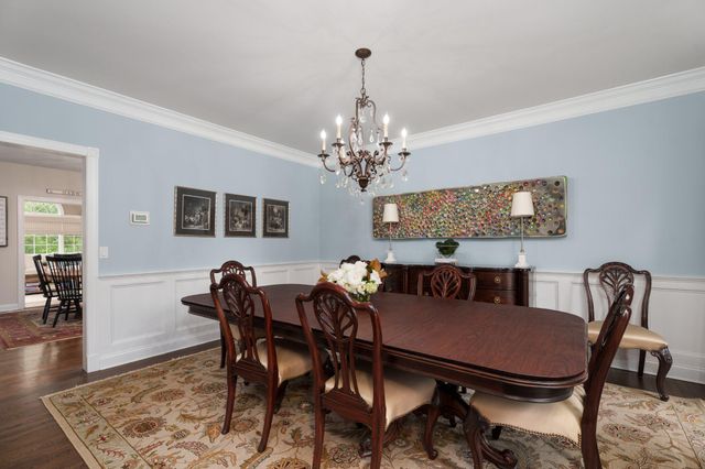 2 MORRIS DR, Princeton, NJ 08540