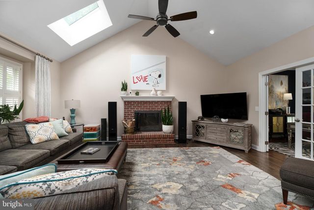 2 MORRIS DR, Princeton, NJ 08540