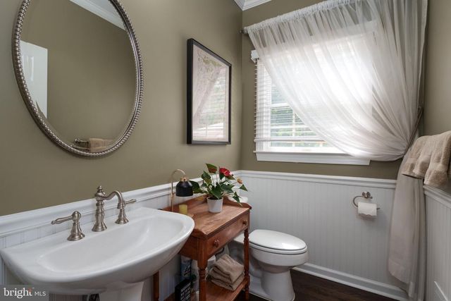 2 MORRIS DR, Princeton, NJ 08540