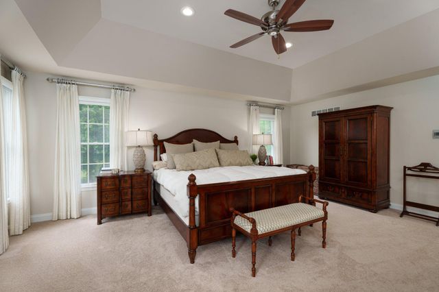 2 MORRIS DR, Princeton, NJ 08540