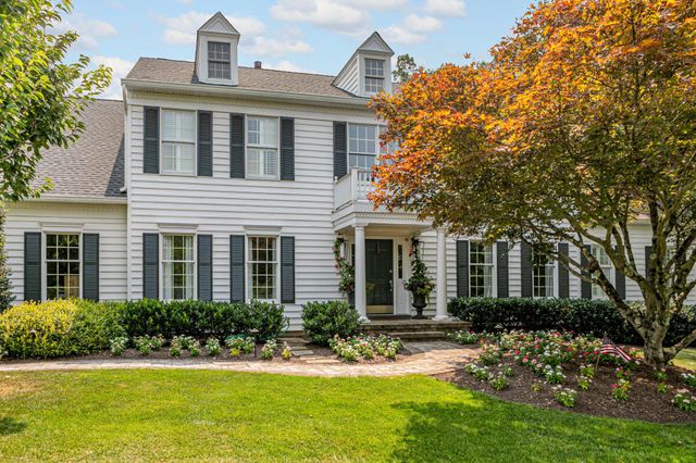 2 MORRIS DR, Princeton, NJ 08540