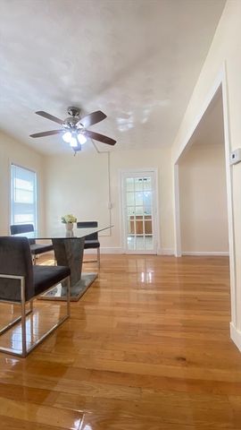 75 Plain St, Lowell, MA 01851