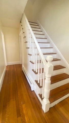 75 Plain St, Lowell, MA 01851