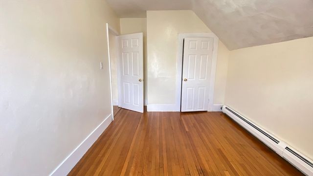 75 Plain St, Lowell, MA 01851