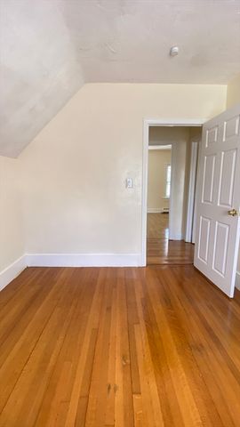 75 Plain St, Lowell, MA 01851