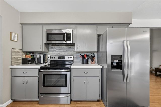 1506 Robinwood Avenue, Clovis, CA 93611