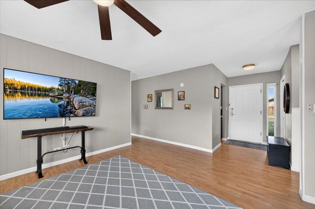 1506 Robinwood Avenue, Clovis, CA 93611