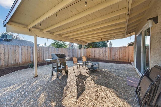 1506 Robinwood Avenue, Clovis, CA 93611