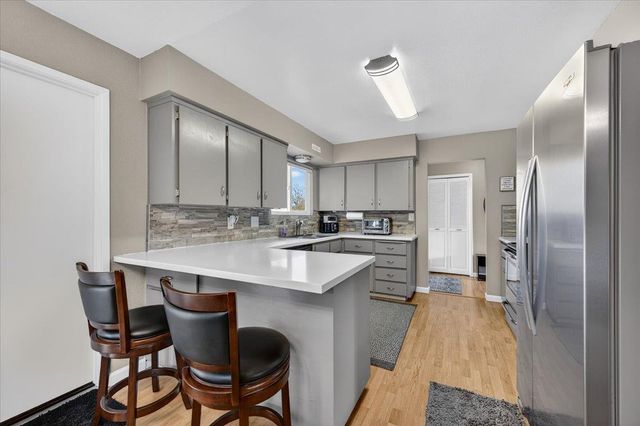 1506 Robinwood Avenue, Clovis, CA 93611