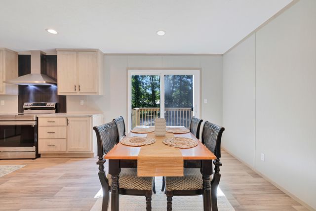 1044 Longpoint Road, Cross, SC 29436