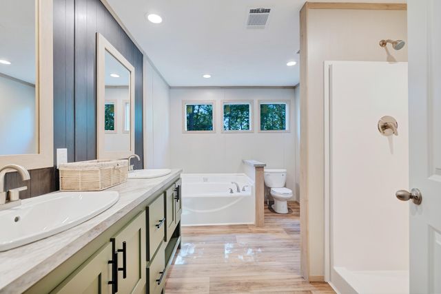 1044 Longpoint Road, Cross, SC 29436